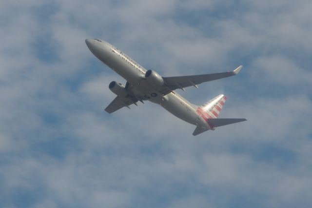 Boeing 737-700 (N926AN)