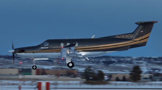 Pilatus PC-12 (N283CU)