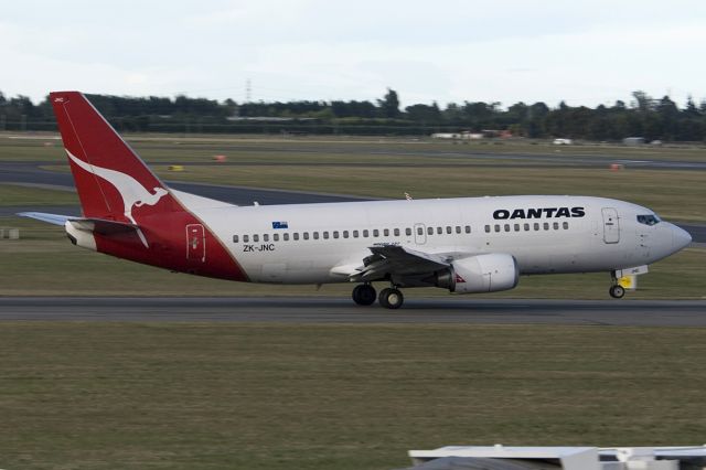 BOEING 737-300 (ZK-JNC) - 7 JAN 2009