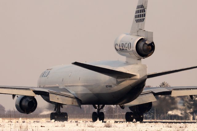 Boeing MD-11 (N274WA)