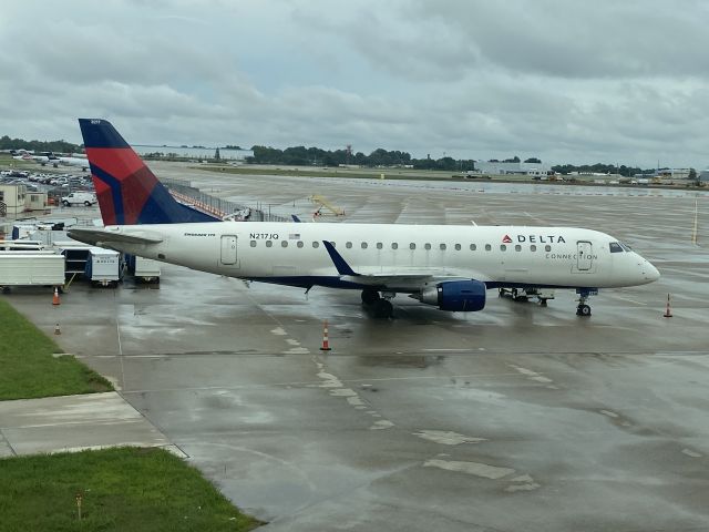 Embraer 175 (N217JQ) - Date Taken: July 15, 2023