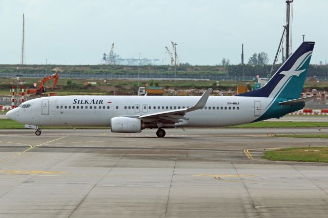Boeing 737-700 (9V-MGJ)