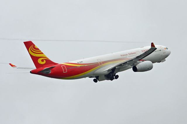 Airbus A330-300 (B-304K)