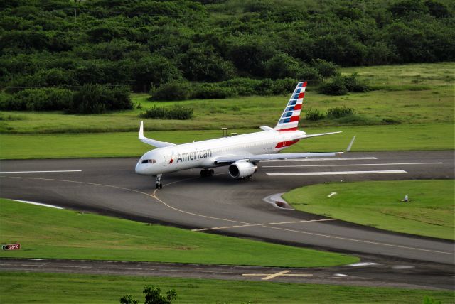 Boeing 757-200 (N192AN)