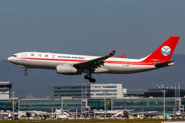 Airbus A330-200 (B-308P)