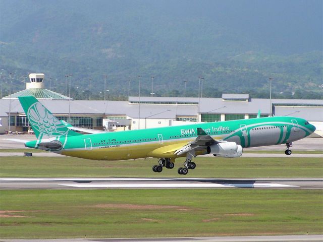 Airbus A340-300 (9Y-TJN)