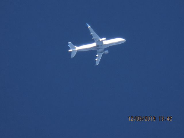 Embraer 175 (N204SY)