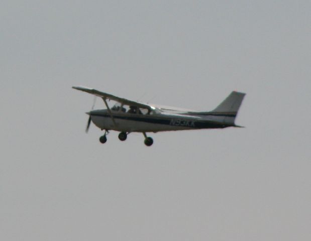 Cessna Skyhawk (N93KK) - at Queen City