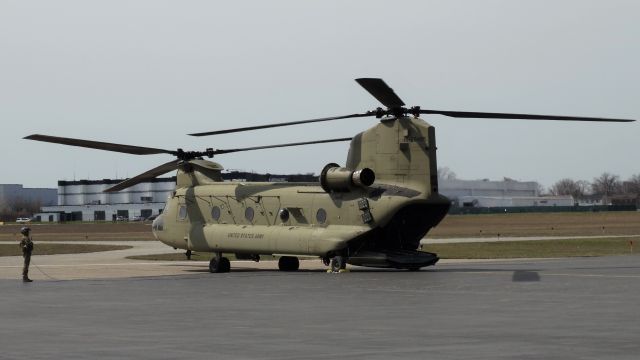 1508465 — - US Army Chinook CH-47 parked at the FBO at BUF!