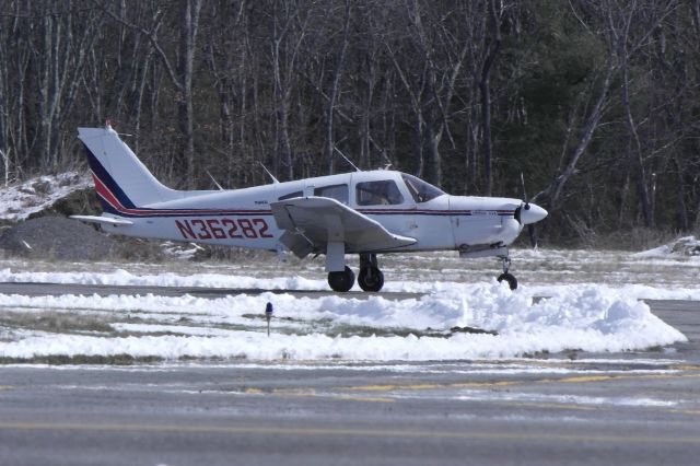 Piper Cherokee (N36282)