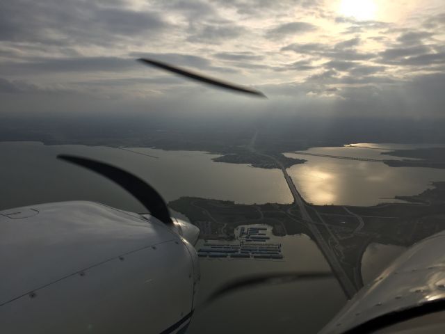 Beechcraft Baron (58) (N2787T)