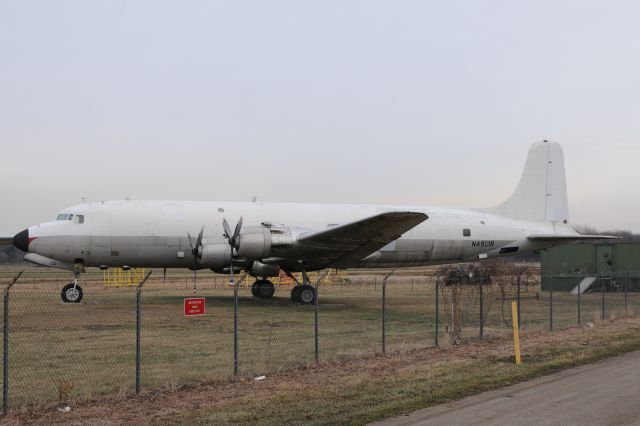 Douglas DC-6 (N4913R) - YANKEE AIR MUSEUM YIP