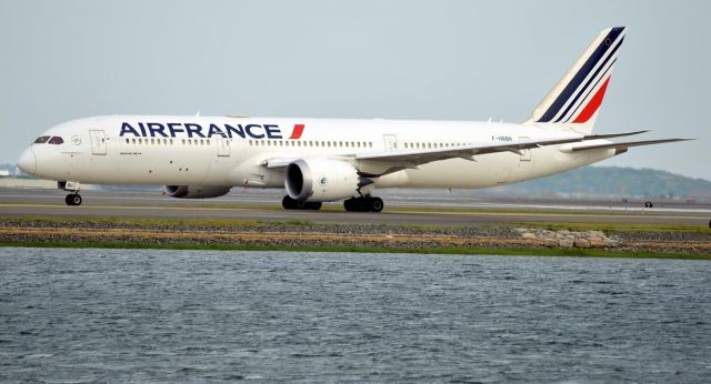 F-HRBH — - Air France 333 to Paris 