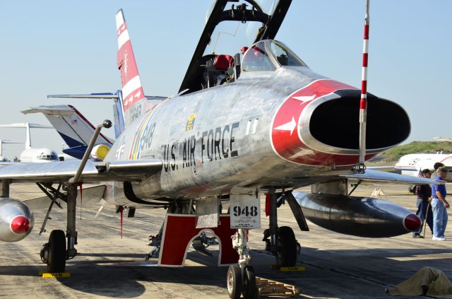 N20NV — - F100 Super Sabre TOM 2013