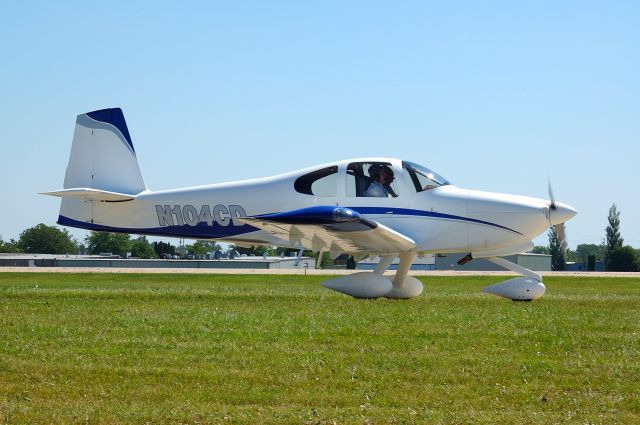 Vans RV-10 (N104CD)