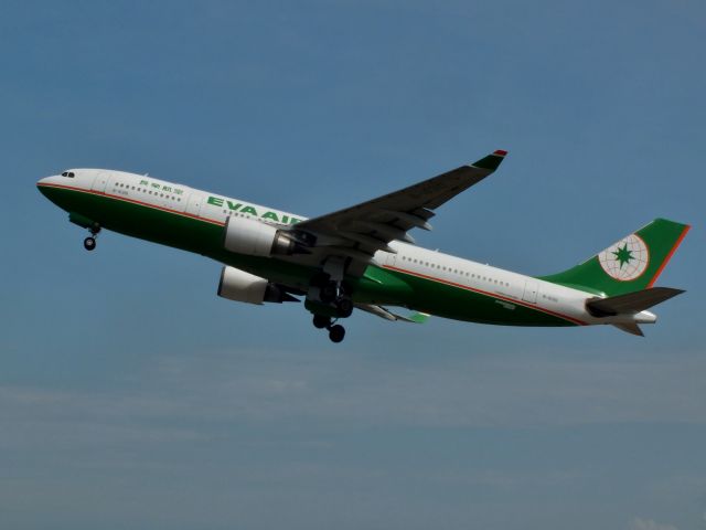 Airbus A330-200 (B-16310)