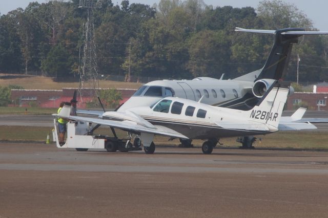 Beechcraft Baron (58) (N281AR)