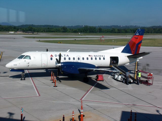 Saab 340 (N439XJ)