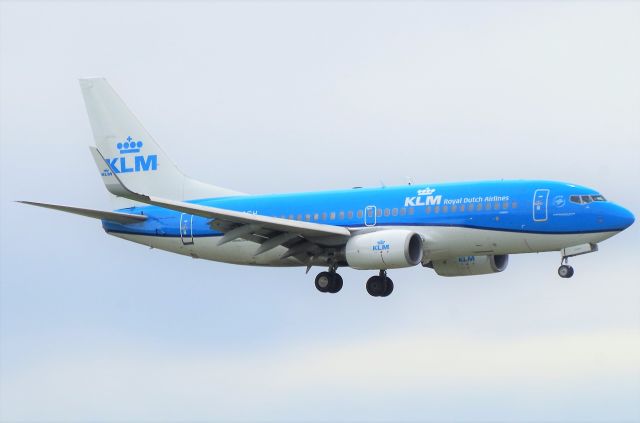 Boeing 737-700 (PH-BGH) - AMSTERDAM - MALPENSA / B737-700 KLM (NEW LIVERY).