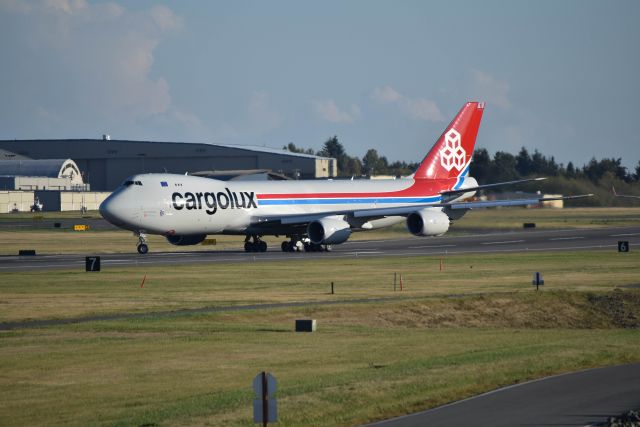 BOEING 747-8 (LX-VCN) - 9/20/2016: Cargolux 2016 Boeing 747-8R7F (LX-VCN) landing at KPAE after being pained at Victorville.