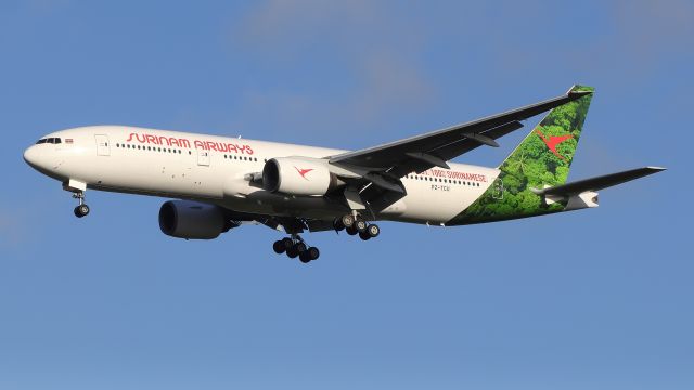 Boeing 777-200 (PZ-TCU) - First arrival at EHAM