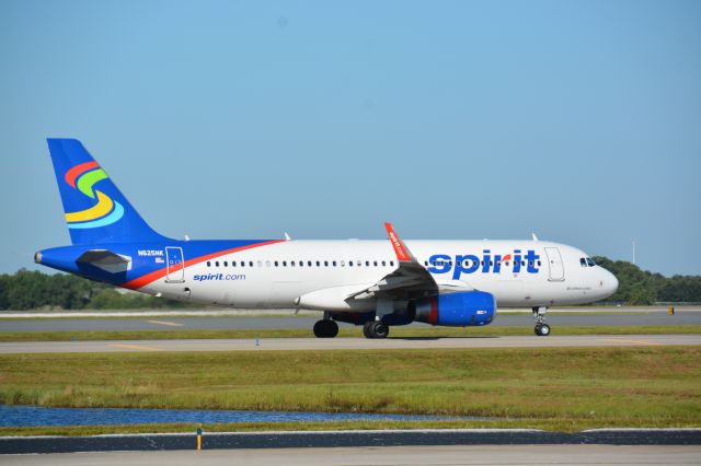 Airbus A320 (N625NK)