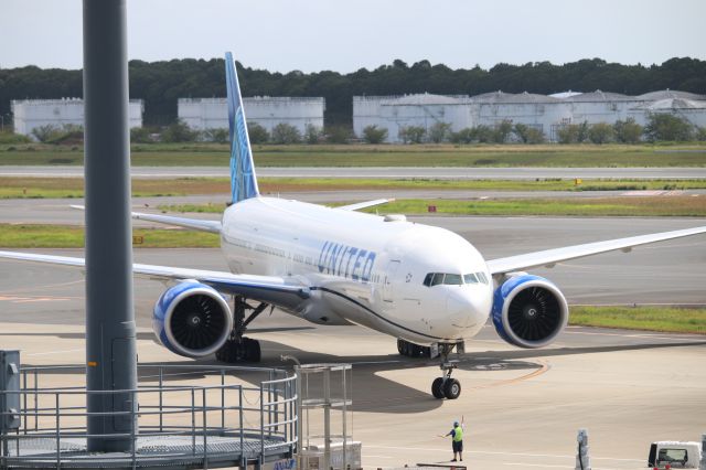 BOEING 777-300ER (N2250U) - 2023年8月10日br /UAL837 SFO-NRT