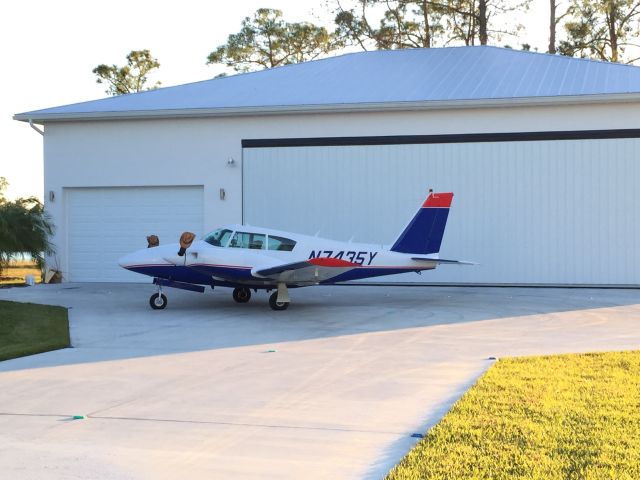 Piper PA-30 Twin Comanche (N7435Y) - 94FL