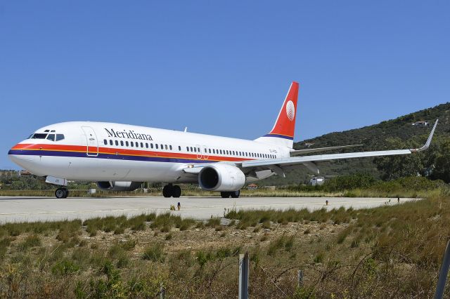 Boeing 737-800 (EI-FDS)