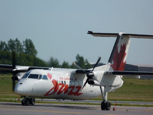 C-GTBP — - problems with aircraft, started to feather right engine.