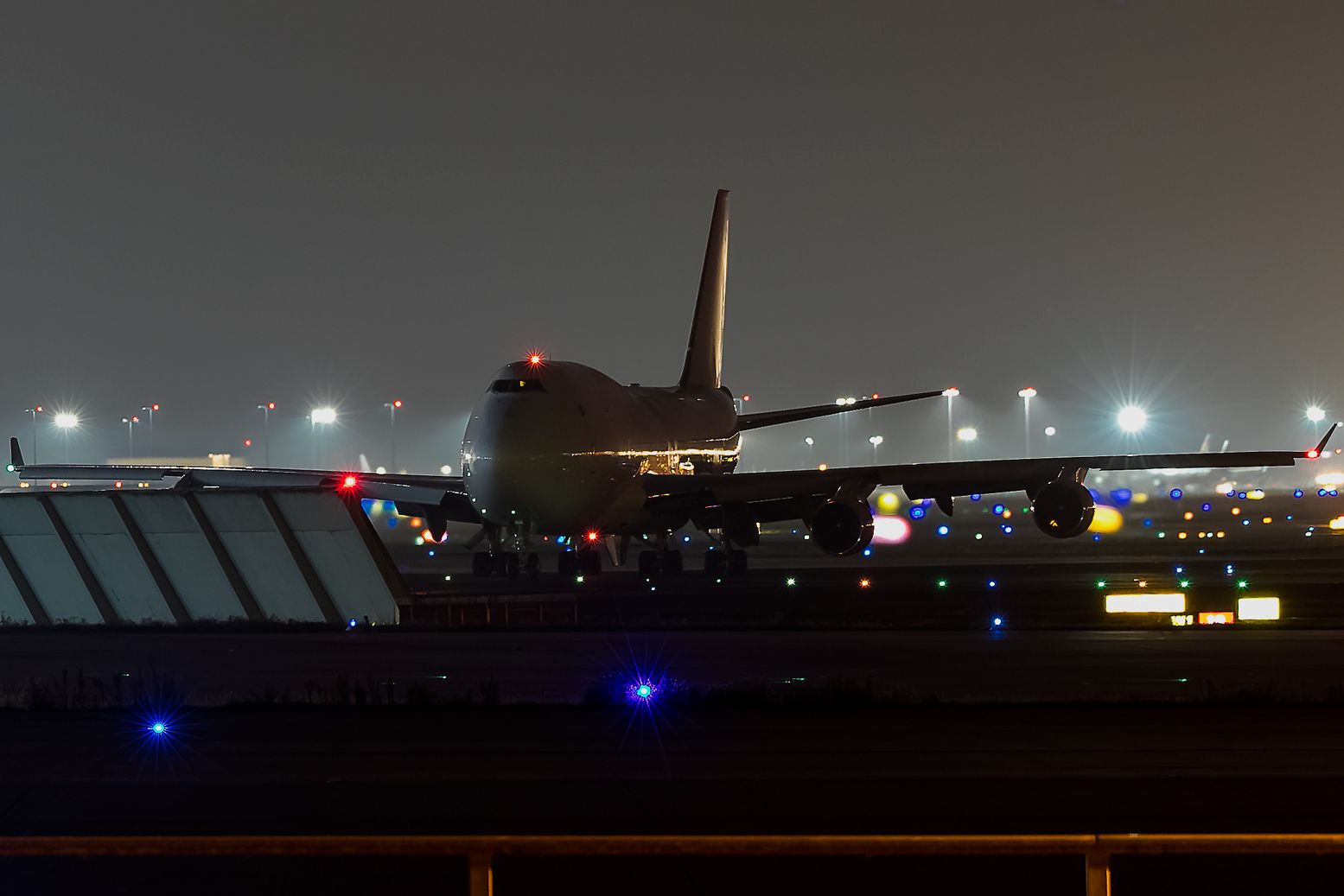 Boeing 747-400 (TC-ACH) - first qatar cargo 747