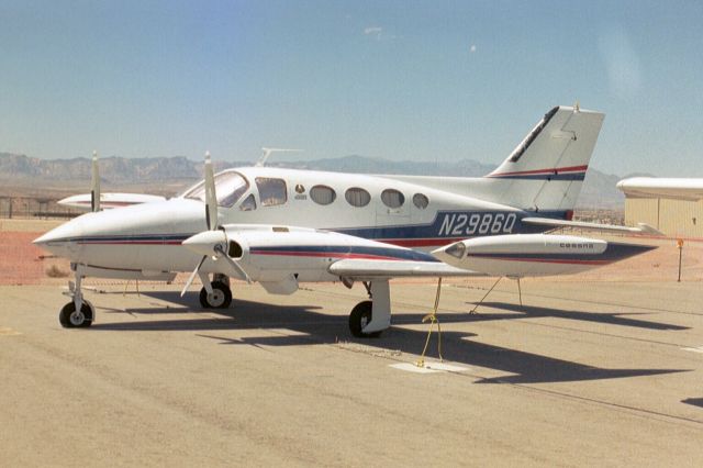 Cessna 421 (N2986Q) - Aug-04