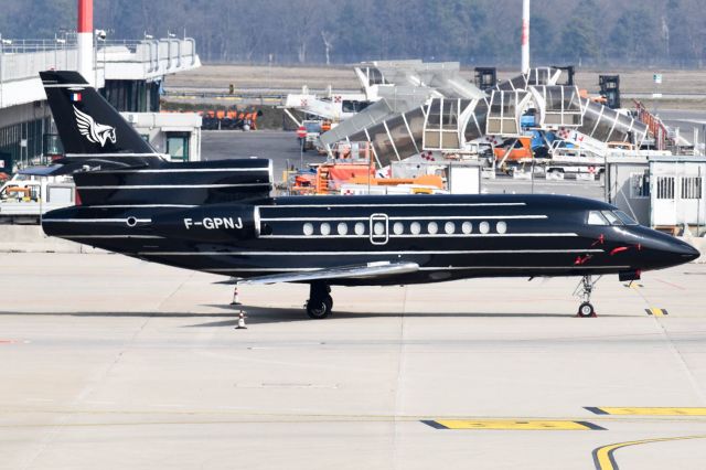 Dassault Falcon 900 (F-GPNJ)