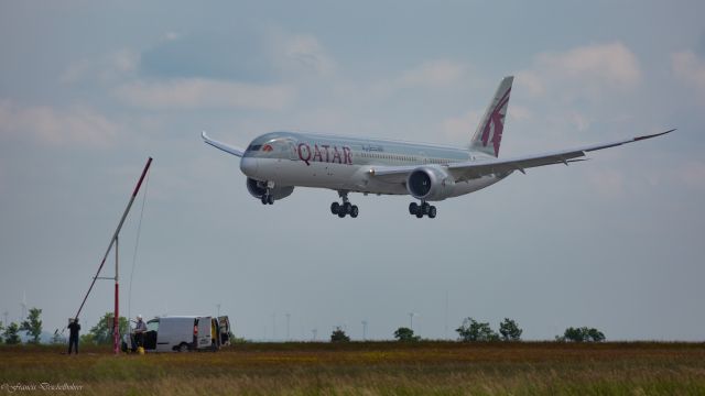 Boeing 787-8 (A7-BHC)