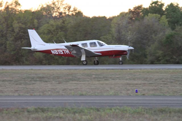 Piper Lance 2 (N8197H)