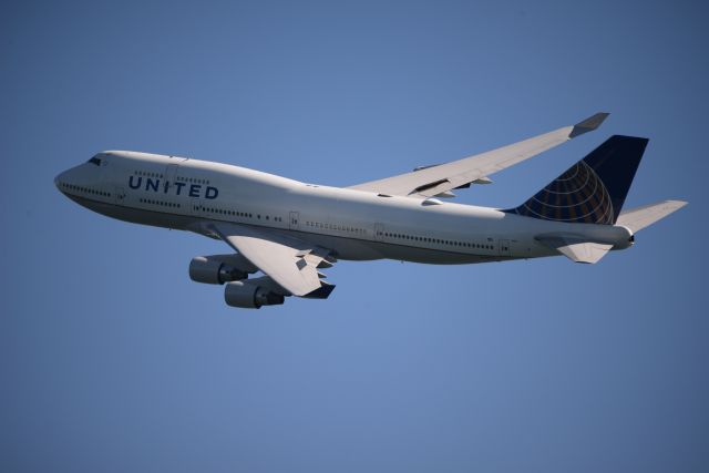 Boeing 747-200 (N120UA) - at San Francisco Fleet week