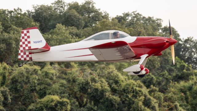 Vans RV-4 (N24HT)