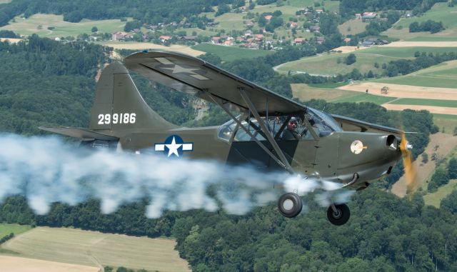 Beechcraft Duke (N121MC) - Stinson L-5