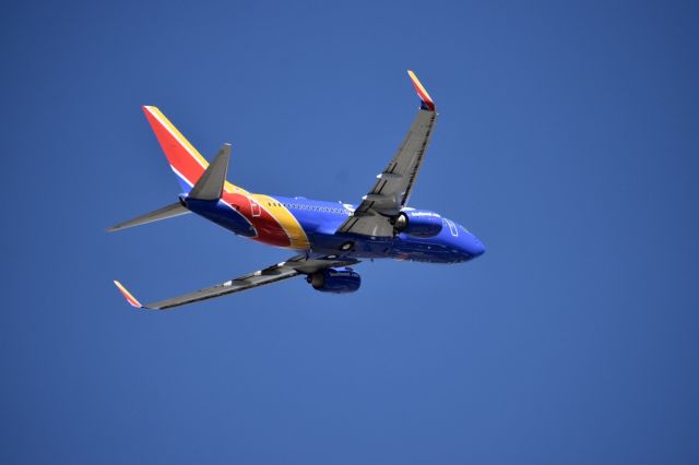 Boeing 737-700 (N212WN) - SWA1738 ~ KRNO-KDEN ~ 4 June, 2020