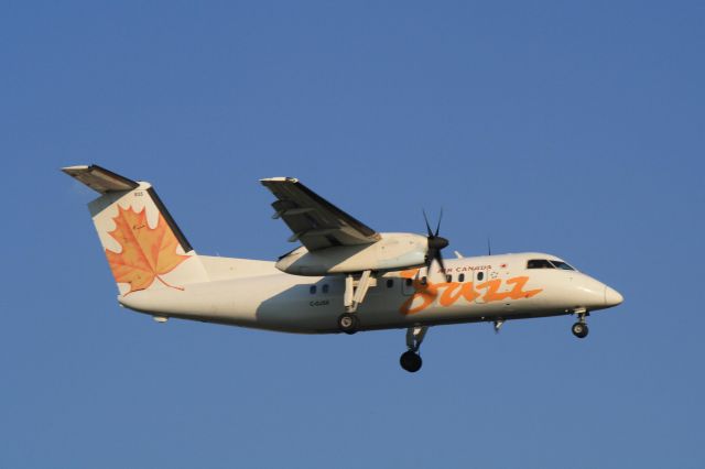 de Havilland Dash 8-100 (C-GJSX)