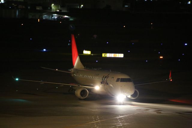 Embraer 170/175 (JA218J)