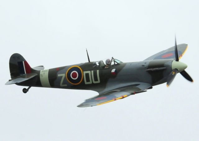 SUPERMARINE Spitfire (DUZ) - Uploaded By user MoonM