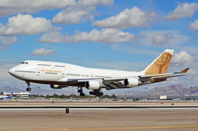 Boeing 747-400 (N263SG) - N263SG Atlas Air (SonAir) Boeing 747-481 (cn 29263/1204)  - Las Vegas - McCarran International (LAS / KLAS) USA - Nevada, October 12, 2012 Photo: Tomás Del Coro