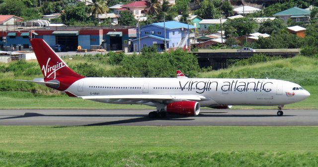 Airbus A330-300 (G-VRAY)