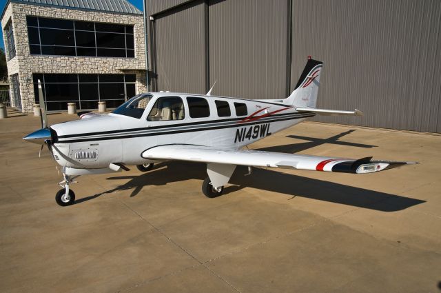 Beechcraft Bonanza (36) (N149WL)