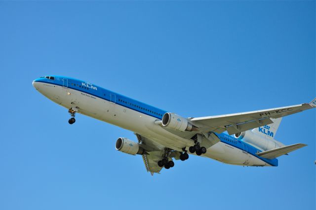 Boeing MD-11 —