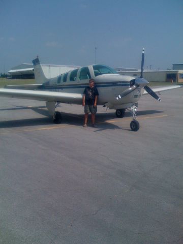 Beechcraft Bonanza (36) (N6136U)