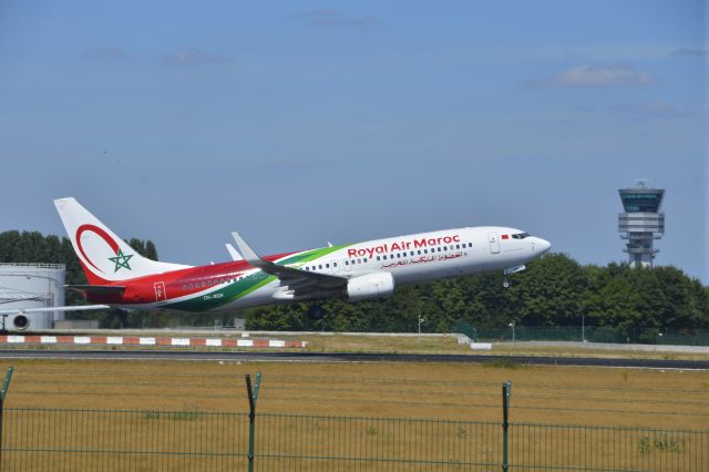 Boeing 737-700 (CN-RGH)