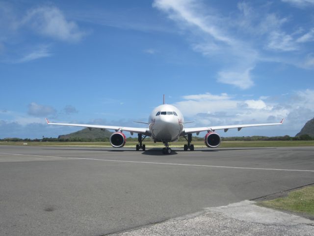 Airbus A330-300 (G-VKSS)