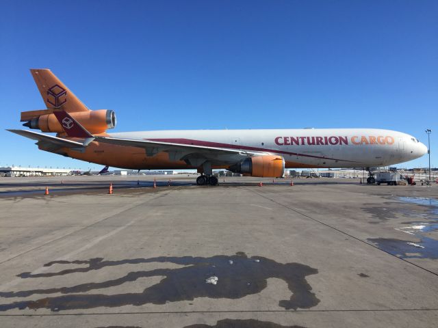 Boeing MD-11 (N986AR)